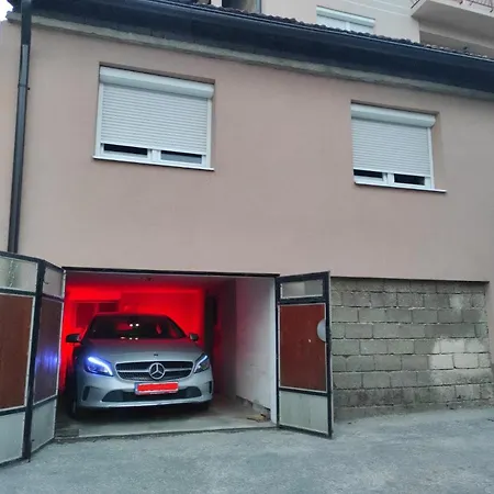 Hill + Free Garage Lejlighed Sarajevo